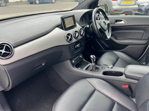 Mercedes-Benz B Class 1.8 B180 CDI BlueEfficiency Sport Euro 5 (s/s) 5dr 23
