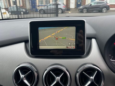 Mercedes-Benz B Class 1.8 B180 CDI BlueEfficiency Sport Euro 5 (s/s) 5dr 32