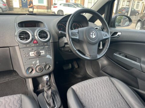 Vauxhall Corsa 1.4 16V SE Auto Euro 5 5dr 11
