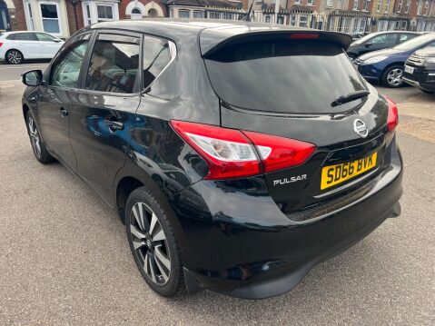 Nissan Pulsar 1.2 DIG-T N-Connecta Euro 6 (s/s) 5dr 4