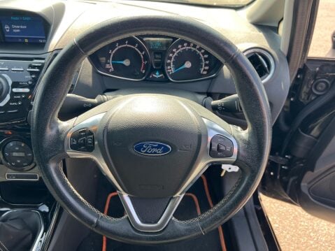 Ford Fiesta 1.0T EcoBoost Titanium Euro 6 (s/s) 5dr 18