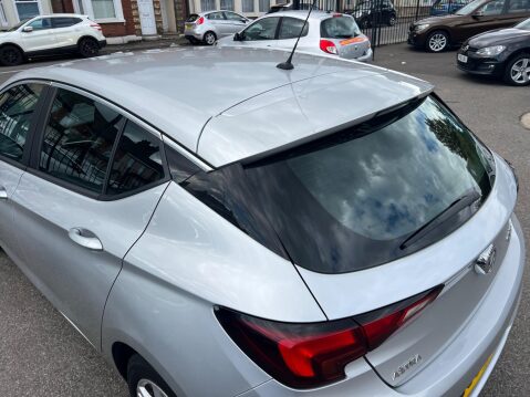 Vauxhall Astra 1.4i Turbo Design Auto Euro 6 (s/s) 5dr 14