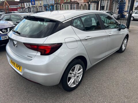 Vauxhall Astra 1.4i Turbo Design Auto Euro 6 (s/s) 5dr 6