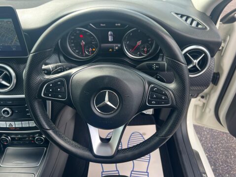 Mercedes-Benz A Class 1.5 A180d Sport (Executive) 7G-DCT Euro 6 (s/s) 5dr 17