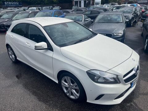 Mercedes-Benz A Class 1.5 A180d Sport (Executive) 7G-DCT Euro 6 (s/s) 5dr 8