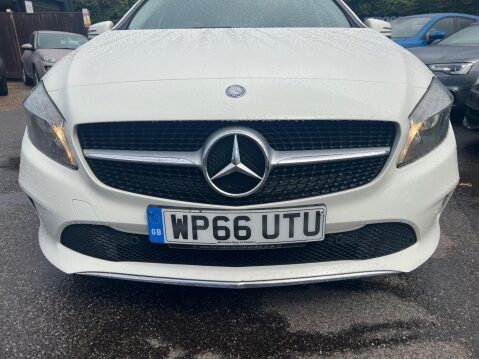 Mercedes-Benz A Class 1.5 A180d Sport (Executive) 7G-DCT Euro 6 (s/s) 5dr 9