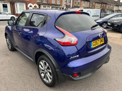 Nissan Juke 1.6 Tekna XTRON Euro 6 5dr 4
