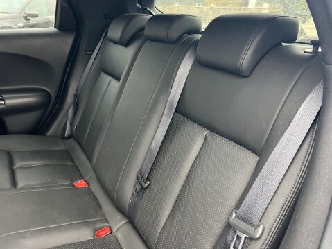 Nissan Juke 1.6 Tekna XTRON Euro 6 5dr 28