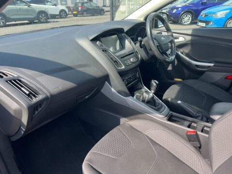 Ford Focus 1.0T EcoBoost Zetec Edition Euro 6 (s/s) 5dr 17
