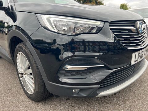 Vauxhall Grandland X 1.2 Turbo Sport Nav Euro 6 (s/s) 5dr 12