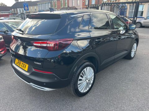 Vauxhall Grandland X 1.2 Turbo Sport Nav Euro 6 (s/s) 5dr 6