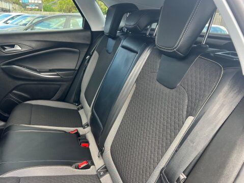 Vauxhall Grandland X 1.2 Turbo Sport Nav Euro 6 (s/s) 5dr 28