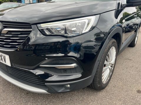 Vauxhall Grandland X 1.2 Turbo Sport Nav Euro 6 (s/s) 5dr 10