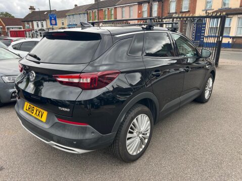 Vauxhall Grandland X 1.2 Turbo Sport Nav Euro 6 (s/s) 5dr 6