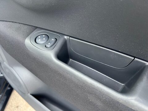 Fiat 500 1.2 Lounge Euro 6 (s/s) 3dr 32