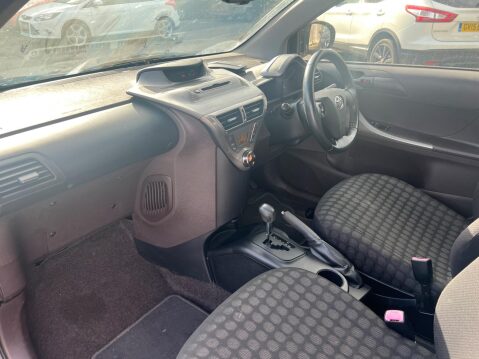 Toyota Iq 1.0 VVT-i 2 Multidrive Euro 4 3dr 12