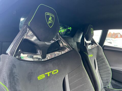 Lamborghini Huracan 5.2 V10 LP 640-2 STO LDF Euro 6 (s/s) 2dr 51