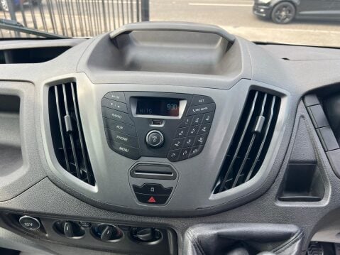 Ford Transit 2.0 350 EcoBlue RWD L4 H1 Euro 6 2dr 29