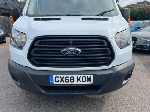 Ford Transit 2.0 350 EcoBlue RWD L4 H1 Euro 6 2dr 9