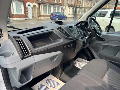Ford Transit 2.0 350 EcoBlue RWD L4 H1 Euro 6 2dr 26