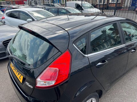 Ford Fiesta 1.25 Zetec Euro 5 5dr 16