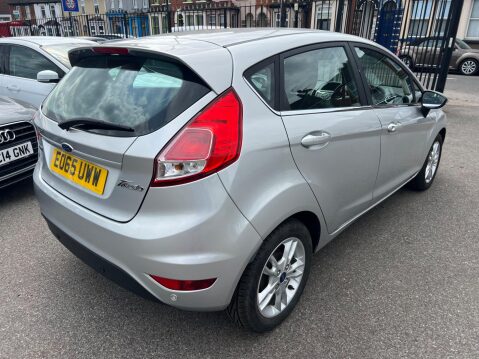 Ford Fiesta 1.0T EcoBoost Zetec Euro 6 (s/s) 5dr 6