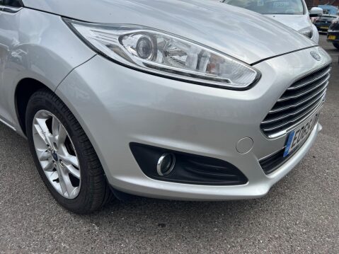 Ford Fiesta 1.0T EcoBoost Zetec Euro 6 (s/s) 5dr 12