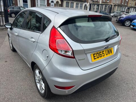 Ford Fiesta 1.0T EcoBoost Zetec Euro 6 (s/s) 5dr 4