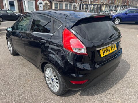 Ford Fiesta 1.6 Titanium Powershift Euro 5 5dr 4