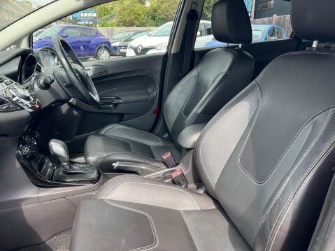 Ford Fiesta 1.6 Titanium Powershift Euro 5 5dr 21