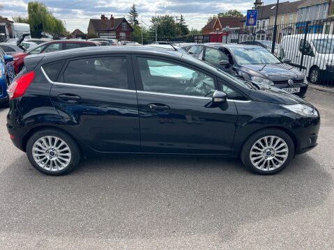 Ford Fiesta 1.6 Titanium Powershift Euro 5 5dr 8