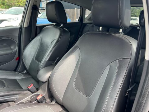 Ford Fiesta 1.6 Titanium Powershift Euro 5 5dr 22