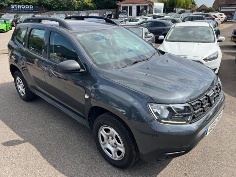 Dacia Duster 1.6 SCe Essential Euro 6 (s/s) 5dr 8