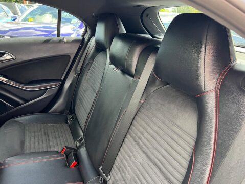 Mercedes-Benz A Class 1.5 A180 CDI AMG Sport 7G-DCT Euro 5 (s/s) 5dr 33