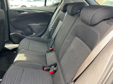 Vauxhall Astra 1.4i Turbo SRi Auto Euro 6 (s/s) 5dr 25