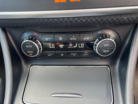 Mercedes-Benz A Class 1.5 A180d Sport (Premium) 7G-DCT Euro 6 (s/s) 5dr 28