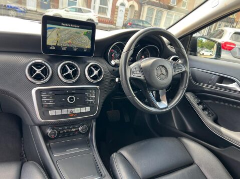 Mercedes-Benz A Class 1.5 A180d Sport (Premium) 7G-DCT Euro 6 (s/s) 5dr 19