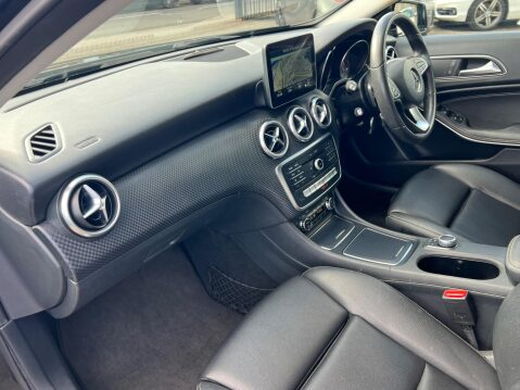 Mercedes-Benz A Class 1.5 A180d Sport (Premium) 7G-DCT Euro 6 (s/s) 5dr 20