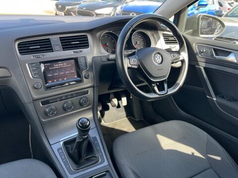 Volkswagen Golf 1.4 TSI BlueMotion Tech SE Euro 5 (s/s) 5dr 17