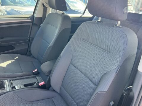 Volkswagen Golf 1.4 TSI BlueMotion Tech SE Euro 5 (s/s) 5dr 20