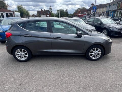 Ford Fiesta 1.0T EcoBoost Zetec Euro 6 (s/s) 5dr 7