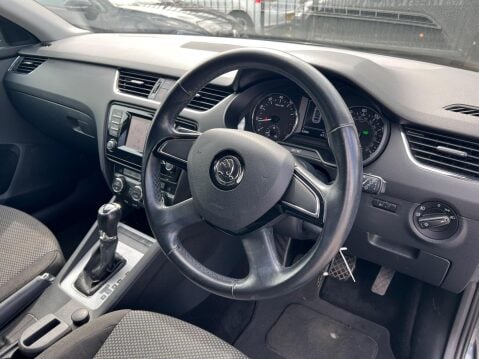 Skoda Octavia 1.2 TSI SE DSG Euro 5 (s/s) 5dr 12