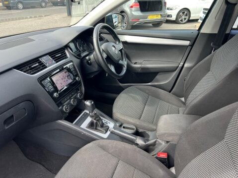 Skoda Octavia 1.2 TSI SE DSG Euro 5 (s/s) 5dr 13