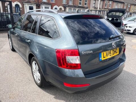 Skoda Octavia 1.2 TSI SE DSG Euro 5 (s/s) 5dr 4