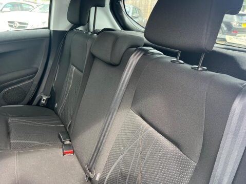 Peugeot 208 1.2 VTi Active Euro 5 5dr 23