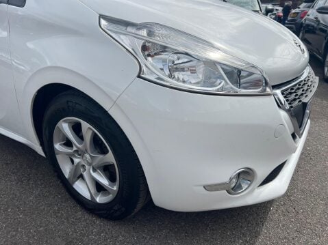 Peugeot 208 1.2 VTi Active Euro 5 5dr 12