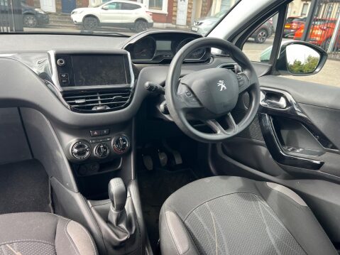 Peugeot 208 1.2 VTi Active Euro 5 5dr 18