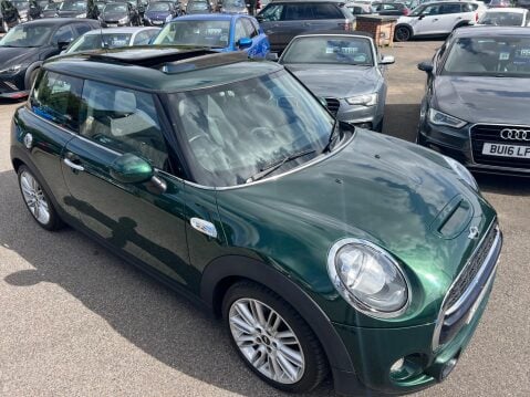 Mini Hatch 2.0 Cooper S Auto Euro 6 (s/s) 3dr 8
