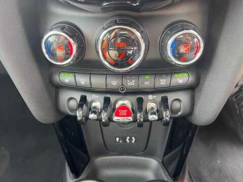 Mini Hatch 2.0 Cooper S Auto Euro 6 (s/s) 3dr 25