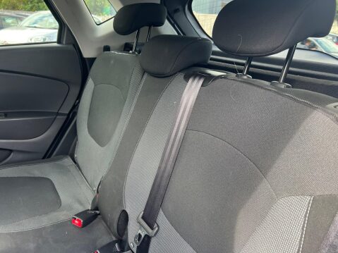 Renault Captur 1.5 dCi ENERGY Dynamique S Nav Auto Euro 6 (s/s) 5dr 24
